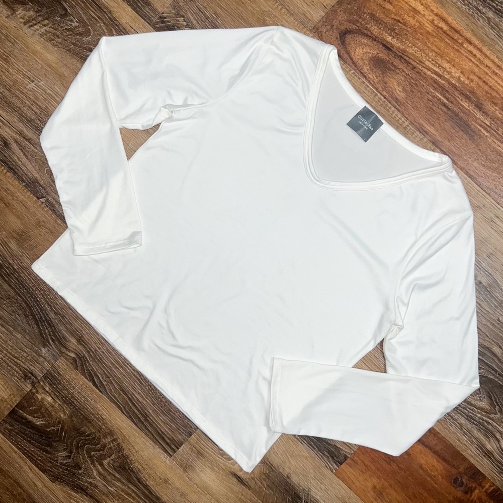 Olivia Rae White V-Neck Long Sleeve Crop Top, Size L